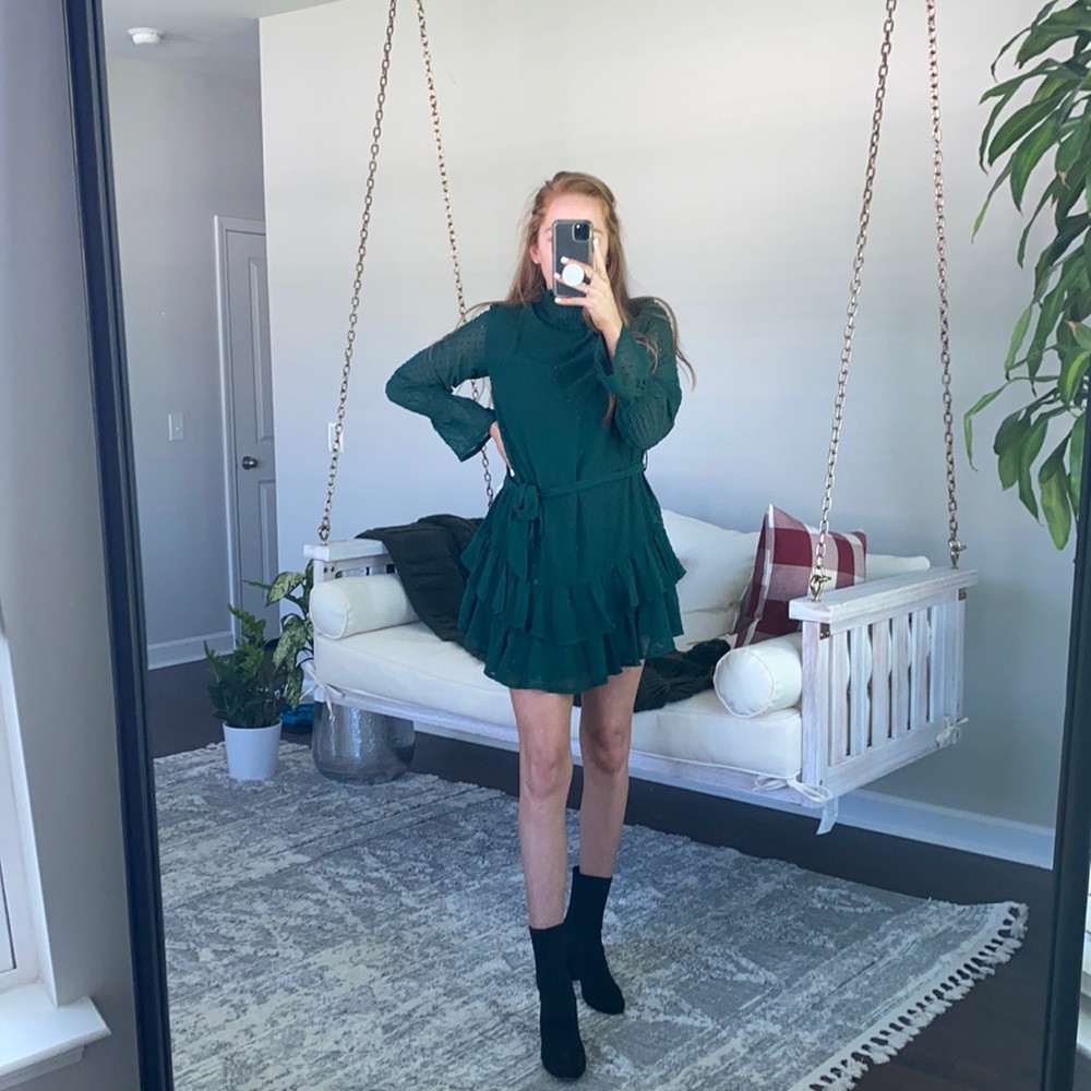 Show po long sleeve dress